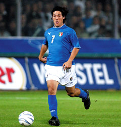 camoranesi.jpg