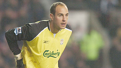 thirty_cleansheet_reina.jpg